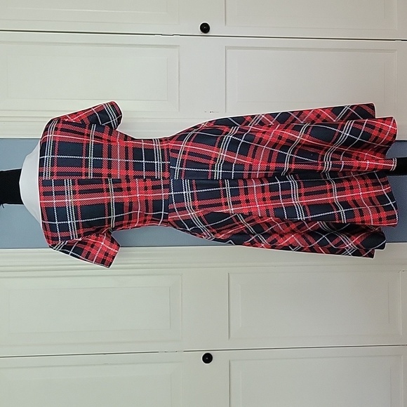 NWOT Red White Plaid Short Sleeve Swing Dress White Peter Pan Collar Size Medium - Picture 6 of 8
